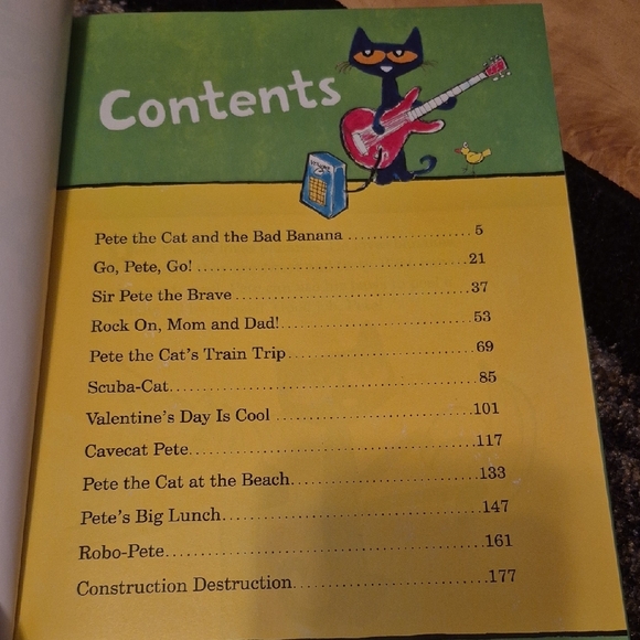 5-Minute Pete the Cat Stories Book - Blue Cover - Picture 5 of 5